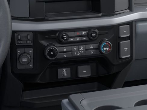 New 2026 Ford F550 4x4 Regular Cab Super Duty image 16