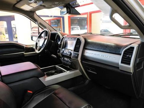 Used 2019 Ford F250 Lariat w/ Lariat Ultimate Package image 13