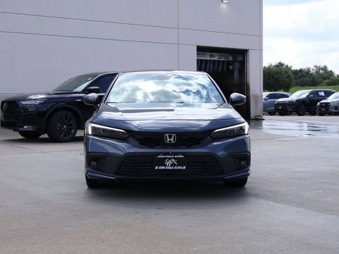 Used 2023 Honda Civic Sport Touring image 6