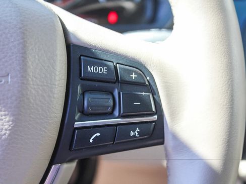 Used 2014 BMW 528i xDrive Sedan AWD/4WD image 24