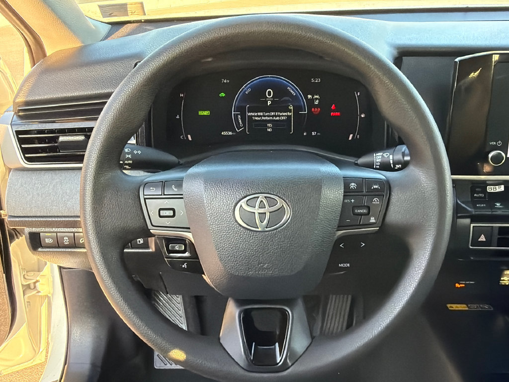 Used 2025 Toyota Camry LE FWD image 23