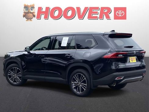 Used 2025 Toyota Grand Highlander AWD Hybrid image 5