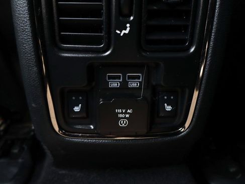 Used 2019 Dodge Durango GT image 41