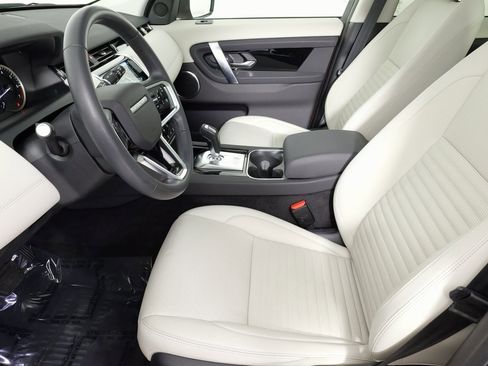 Used 2023 Land Rover Discovery Sport S image 36