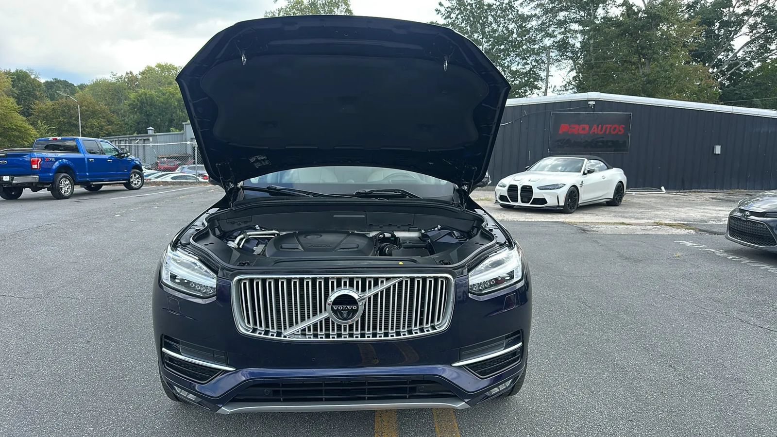 Used 2017 Volvo XC90 T6 Inscription w/ Vision Package AWD/4WD image 5