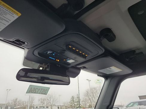 New 2025 Ford Bronco Heritage Edition image 30