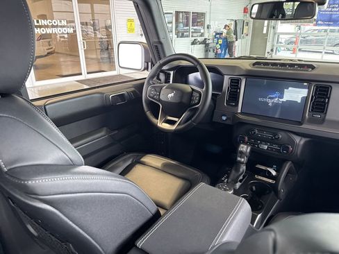 New 2025 Ford Bronco Badlands w/ Sasquatch Package image 18