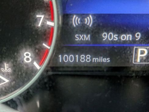 Used 2017 Nissan Maxima Platinum image 21