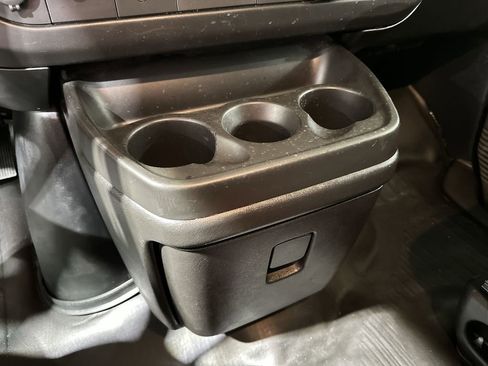 Used 2024 GMC Savana 2500 w/ Driver Convenience Package image 22