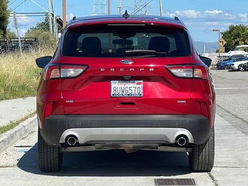 Used 2020 Ford Escape SE Sport FWD image 5