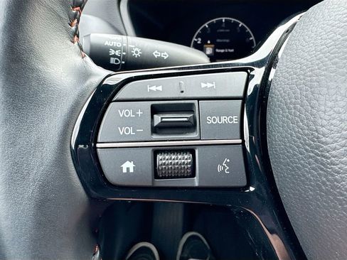 Used 2024 Honda HR-V Sport image 10