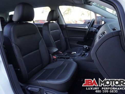Used 2019 Volkswagen Golf Alltrack S AWD/4WD image 9