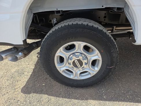 New 2025 Ford F250 XLT w/ 360-Degree Camera Package image 8