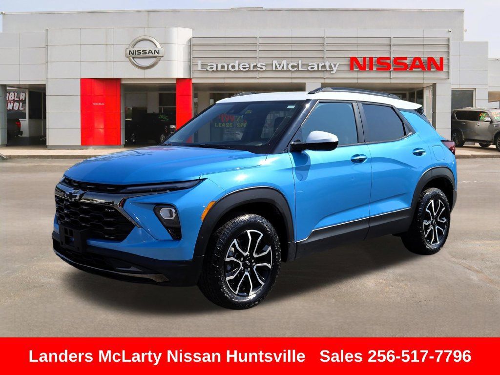Used 2025 Chevrolet TrailBlazer ACTIV w/ Driver Confidence Package AWD/4WD image 9