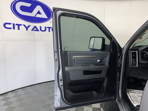 Used 2019 RAM 1500 Classic Warlock w/ Electronics Group AWD/4WD image 12
