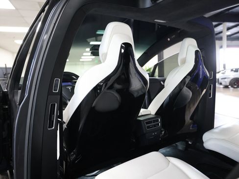 Used 2016 Tesla Model X Performance image 41