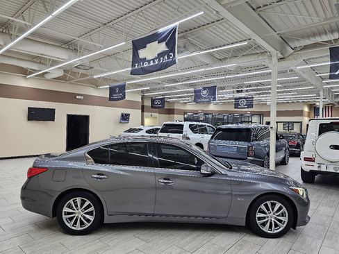 Used 2016 INFINITI Q50 3.0t Premium w/ Driver Assistance Package image 6