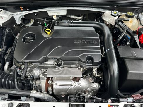 Used 2023 Chevrolet Malibu RS w/ LPO, Floor Liner Package FWD image 23