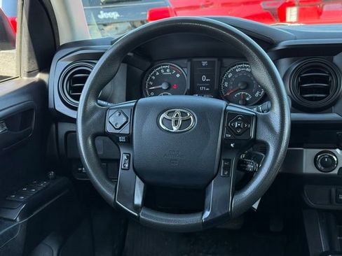 Used 2020 Toyota Tacoma SR image 6