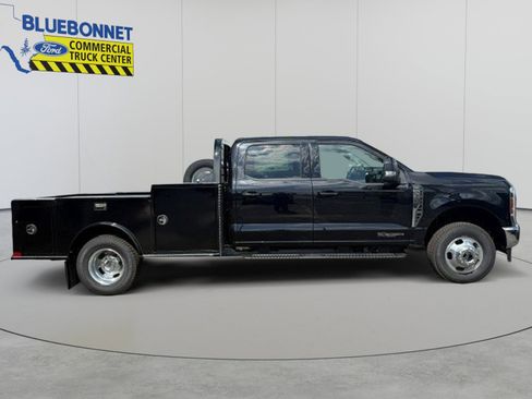 New 2026 Ford F350 Lariat AWD/4WD image 2
