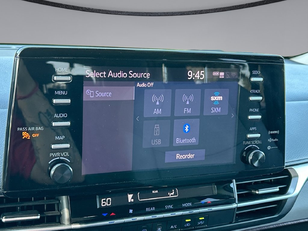 Used 2021 Toyota Sienna LE FWD image 23