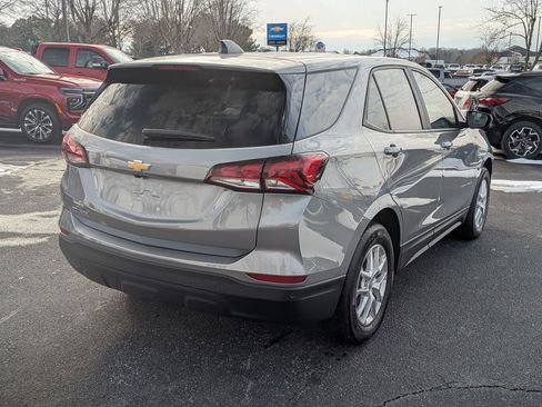 Certified 2024 Chevrolet Equinox LS w/ LS Convenience Package image 9