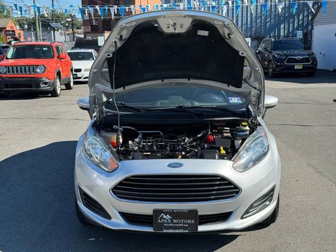 Used 2015 Ford Fiesta SE image 55