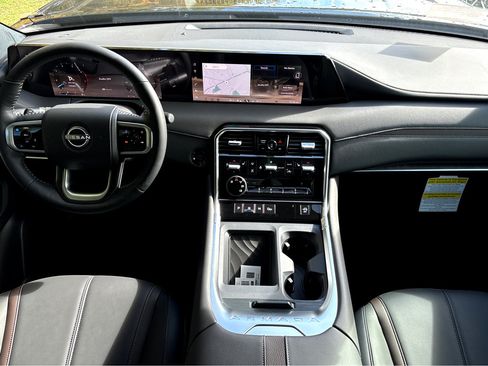 New 2026 Nissan Armada SL image 4