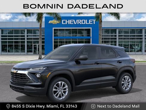 New 2026 Chevrolet TrailBlazer LS FWD image 3