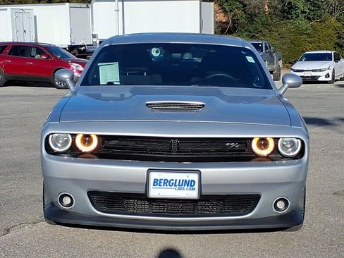 Used 2022 Dodge Challenger R/T w/ Blacktop Package image 9