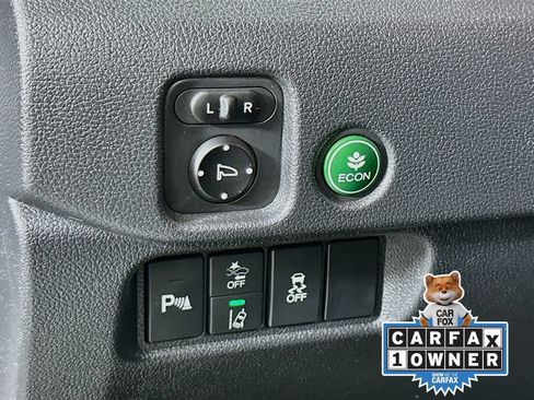 Used 2019 Honda Pilot Touring image 11