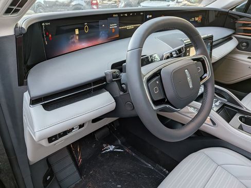 New 2026 Lincoln Nautilus Reserve AWD/4WD image 12