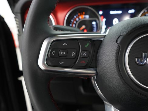 Used 2023 Jeep Wrangler Unlimited Rubicon w/ Cold Weather Group image 18