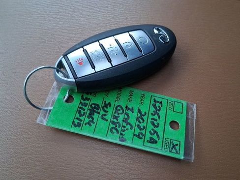 Certified 2024 INFINITI QX80 Sensory image 22