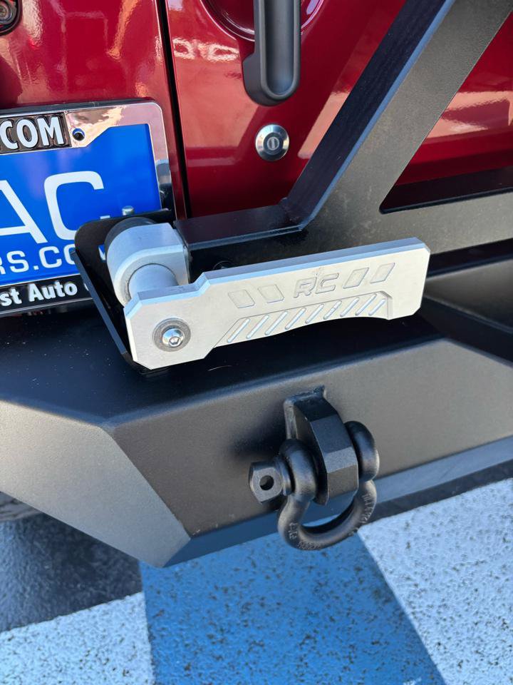 Used 2013 Jeep Wrangler Unlimited Sport AWD/4WD image 13