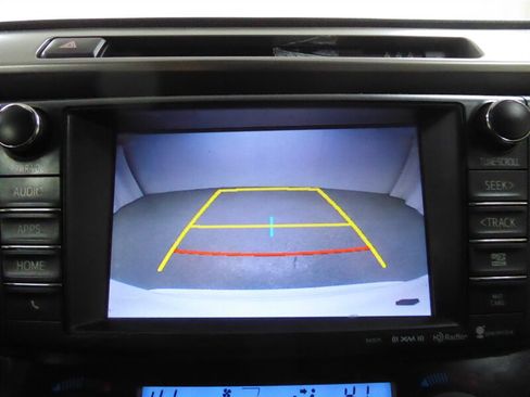 Used 2018 Toyota RAV4 LE image 15