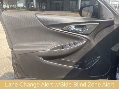 Used 2022 Chevrolet Malibu RS image 11