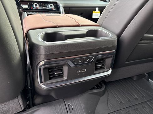 Certified 2025 GMC Sierra 2500 Denali Ultimate image 48