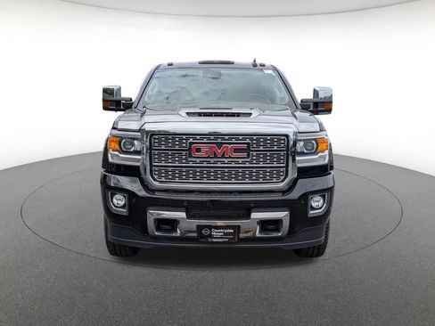 Used 2018 GMC Sierra 2500 Denali AWD/4WD image 2