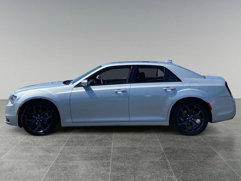 Used 2023 Chrysler 300 S image 2