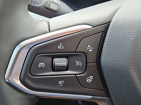 New 2026 Chevrolet Trax LT w/ Driver Confidence Package FWD image 43