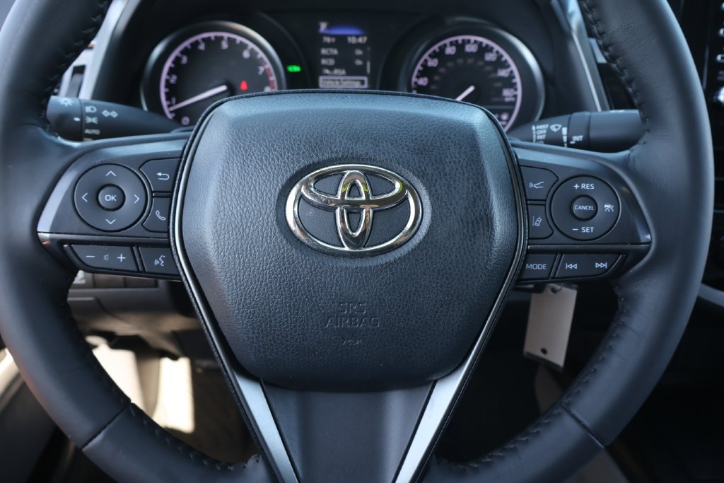 Used 2023 Toyota Camry SE FWD image 18