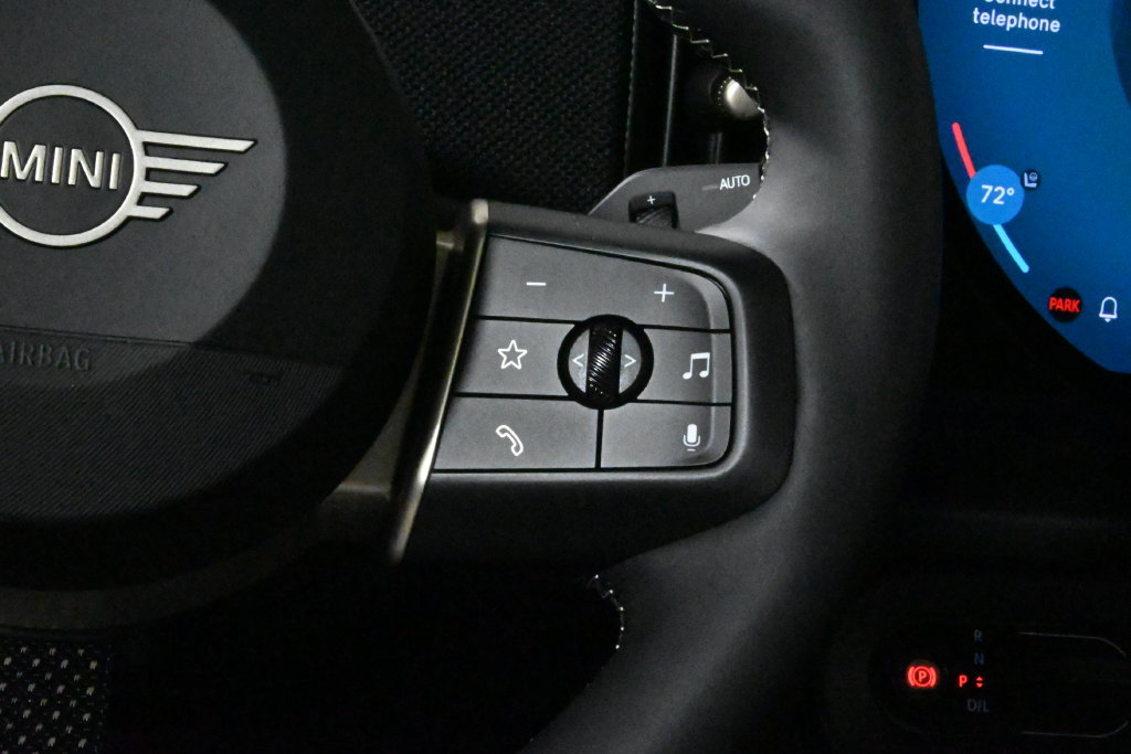 Certified 2025 MINI Cooper S FWD image 19