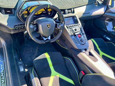 Used 2016 Lamborghini Aventador LP 750-4 Superveloce image 21