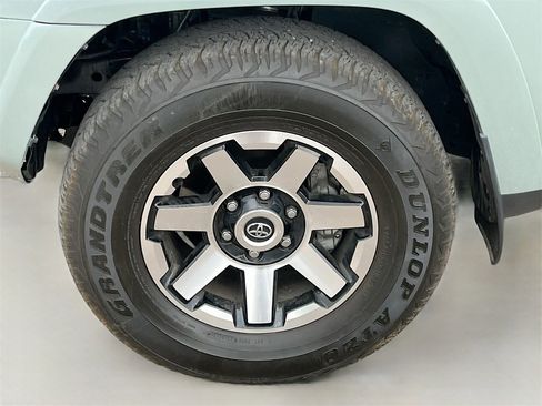 Used 2023 Toyota 4Runner TRD Off-Road Premium image 31