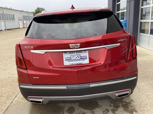 Used 2025 Cadillac XT5 Premium Luxury w/ LPO, Floor Liner Package AWD/4WD image 12