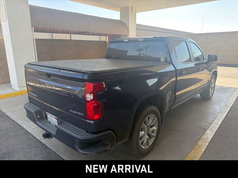 Certified 2023 Chevrolet Silverado 1500 Custom RWD image 3