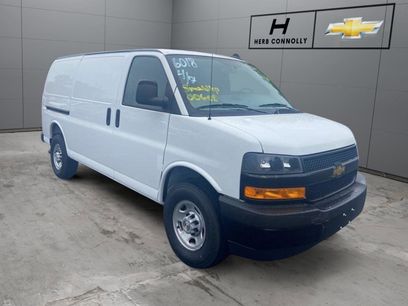 New 2025 Chevrolet Express 2500 w/ Communications Package
