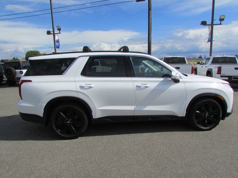 Used 2024 Hyundai Palisade XRT FWD image 6