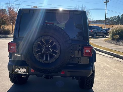 New 2025 Jeep Wrangler Unlimited Rubicon 392 image 9